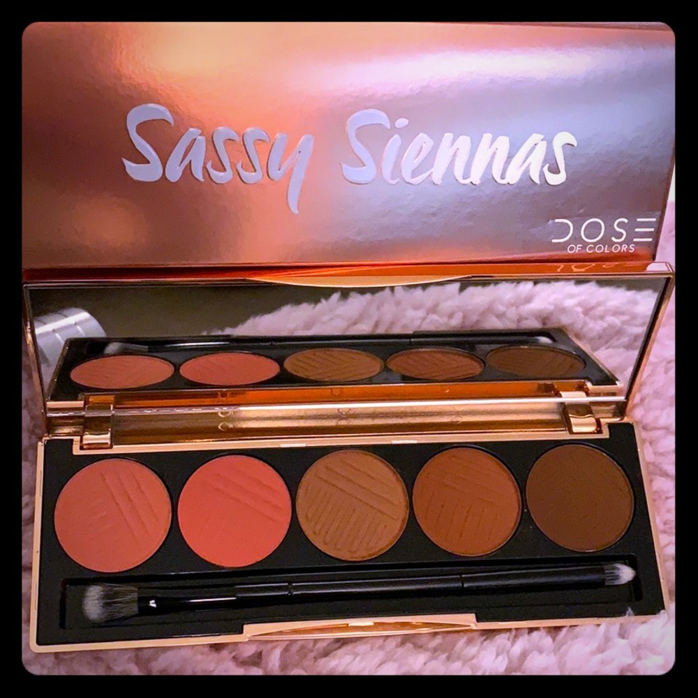 Sassy Siennas eyeshadow pallet